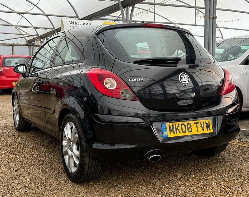 Usado Vauxhall Corsa 79 HP (58 kW) 2008 Preto Citadino