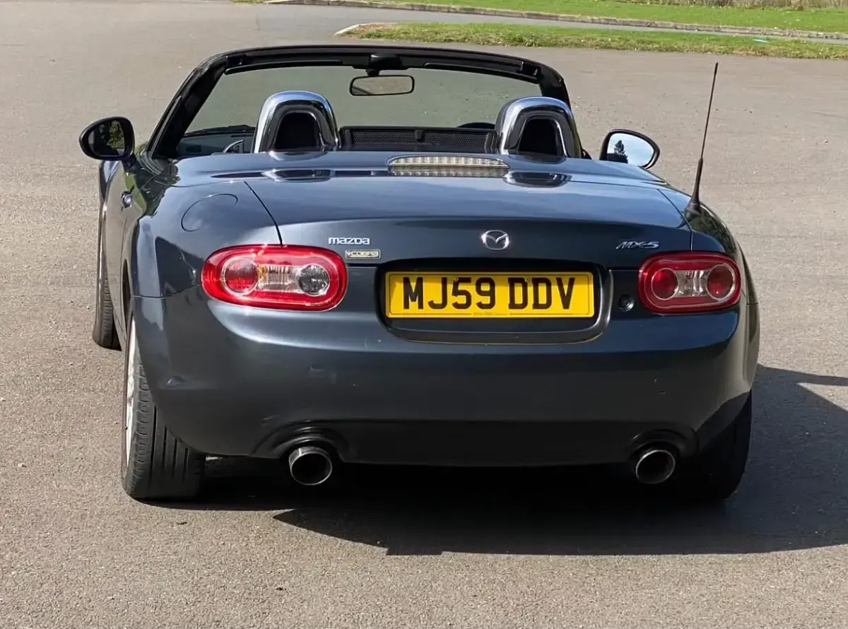 Used Mazda MX5 161 HP (118 kW) 2009 Grey Cabriolet