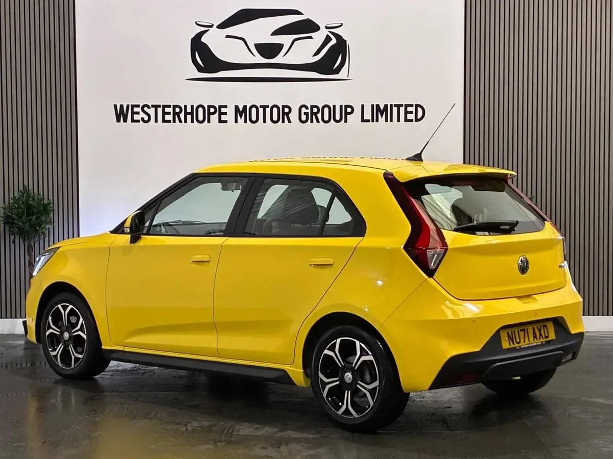 Used MG MG3 Excite 106 HP (77 kW) 2022 Yellow Hatchback