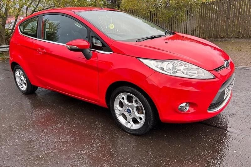 Red Used 2012 Ford Fiesta Zetec Hatchback | £2,895 (Good price) - Image 1/1
