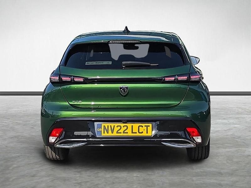Used Peugeot 308 Allure Premium 129 HP (94 kW) 2022 Green Hatchback