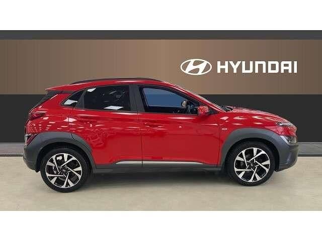 Used Hyundai Kona Premium 120 HP (88 kW) 2021 Red SUV