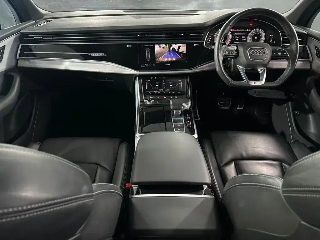 Used Audi Q7 S-Line 340 HP (250 kW) 2022 Black SUV