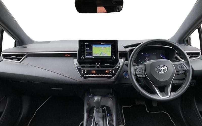 Used 2022 Toyota Corolla Estate | £16,599 (Good price) - Image 1/4