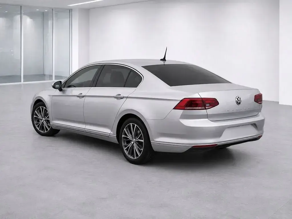 Used VW Passat SEL 150 HP (110 kW) 2020 Silver Sedan