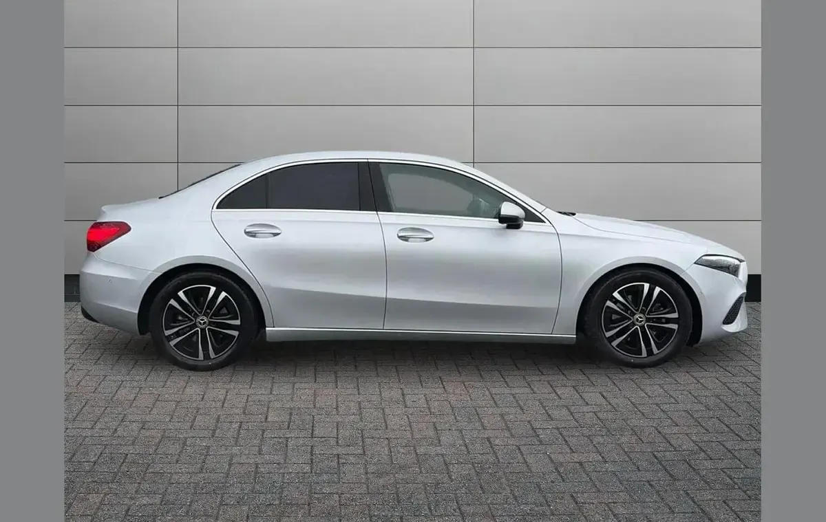 Used Mercedes A200 Executive 161 HP (118 kW) 2023 Silver Sedan