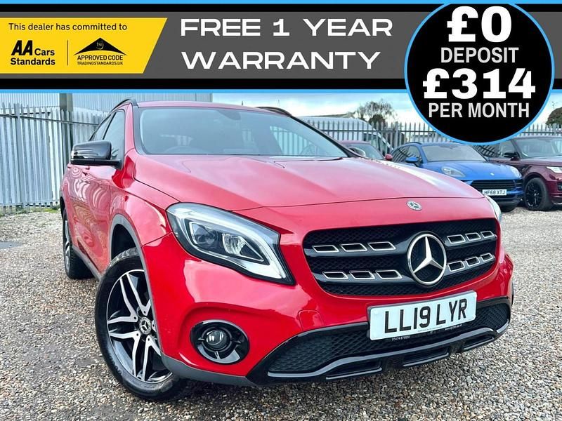Red Used 2019 Mercedes GLA180 Urban SUV | £14,990 (Fair price) - Image 1/4