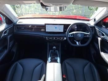 Used MG HS Trophy 169 HP (124 kW) 2024 Red SUV