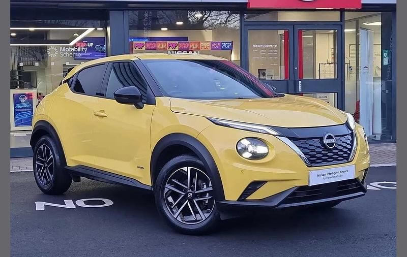 Used Nissan Juke N-Connecta 143 HP (105 kW) 2024 Yellow SUV