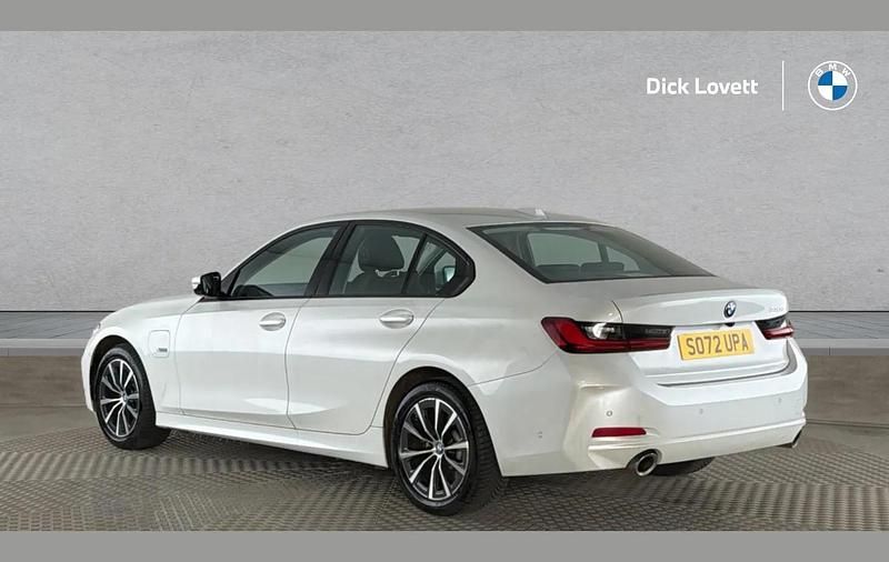 Used BMW 330e Sport Line 288 HP (211 kW) 2023 White Sedan