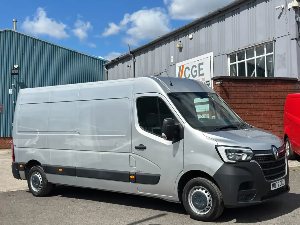 Usado Renault Master Business 2022 Cinzento Monovolume