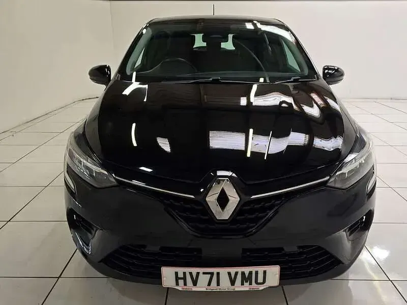 Used Renault Clio Iconic 90 HP (66 kW) 2021 Black Hatchback