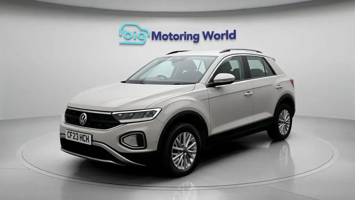 Usado VW T-Roc S 150 HP (110 kW) 2023 Cinzento SUV