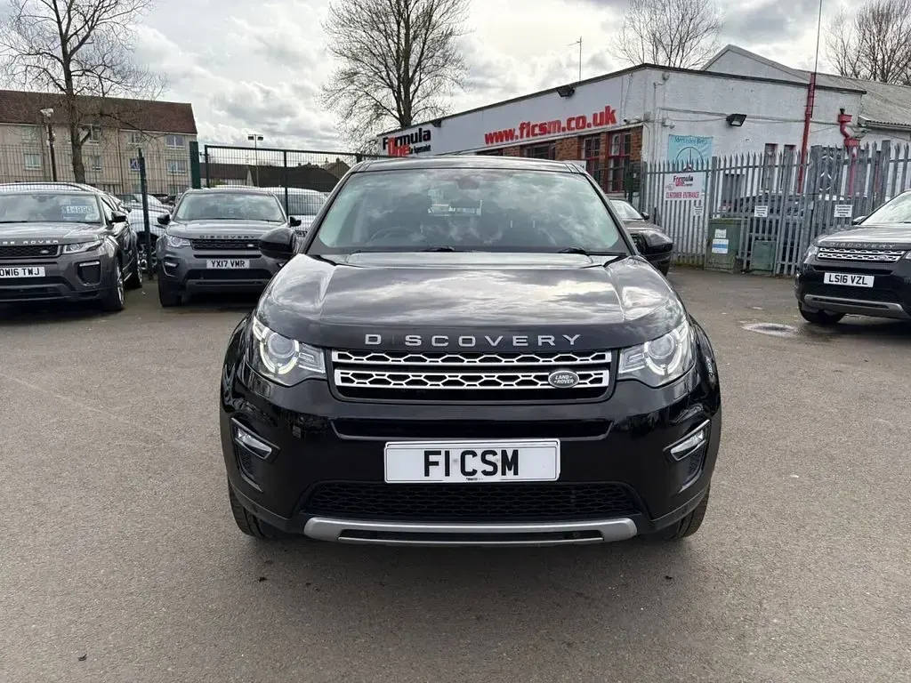 Used Land Rover Discovery Sport HSE 180 HP (132 kW) 2017 Black SUV