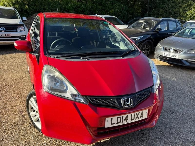 Red Used 2014 Honda Jazz ES Hatchback | £5,750 (Good price) - Image 1/4