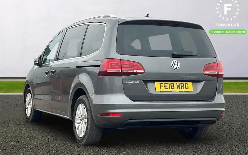Usado VW Sharan SE 150 HP (110 kW) 2017 Cinzento Monovolume