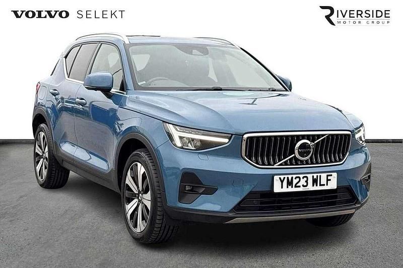 Fjord blue Used 2023 Volvo XC40 Ultimate SUV | £26,196 (Super price) - Image 1/4