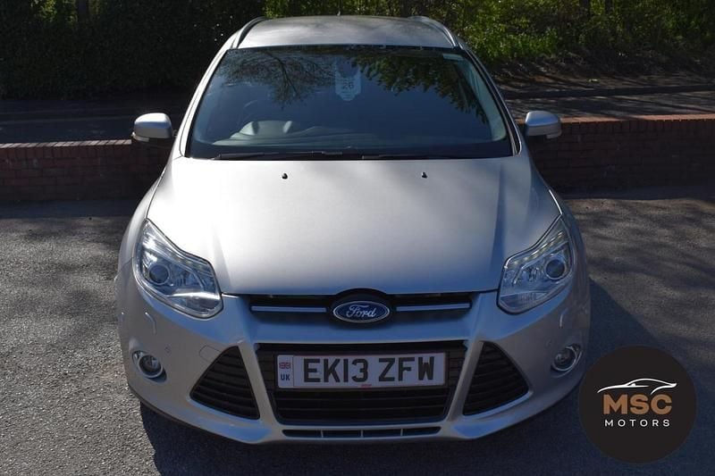 Usado Ford Focus Titanium X 163 HP (119 kW) 2013 Prateado Carrinha