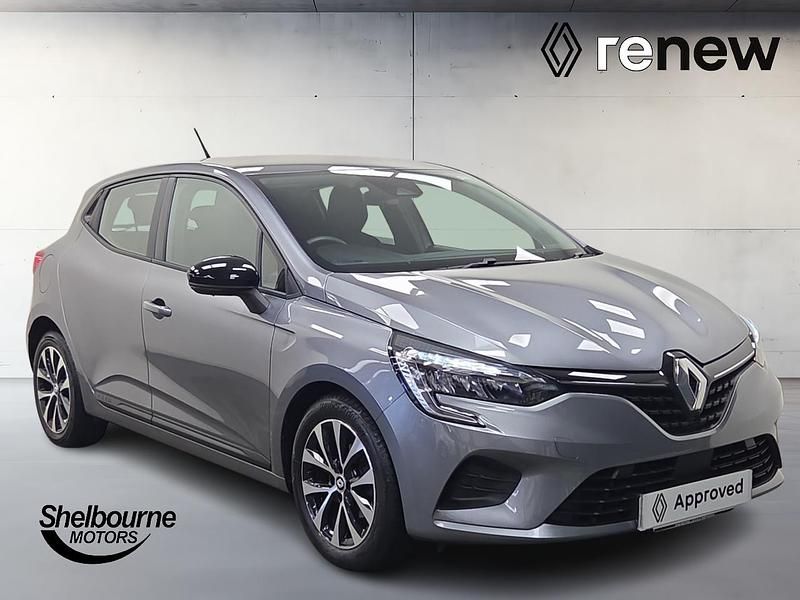 Used Renault Clio V Evolution 90 HP (66 kW) 2023 Metallic  shadow grey  Hatchback