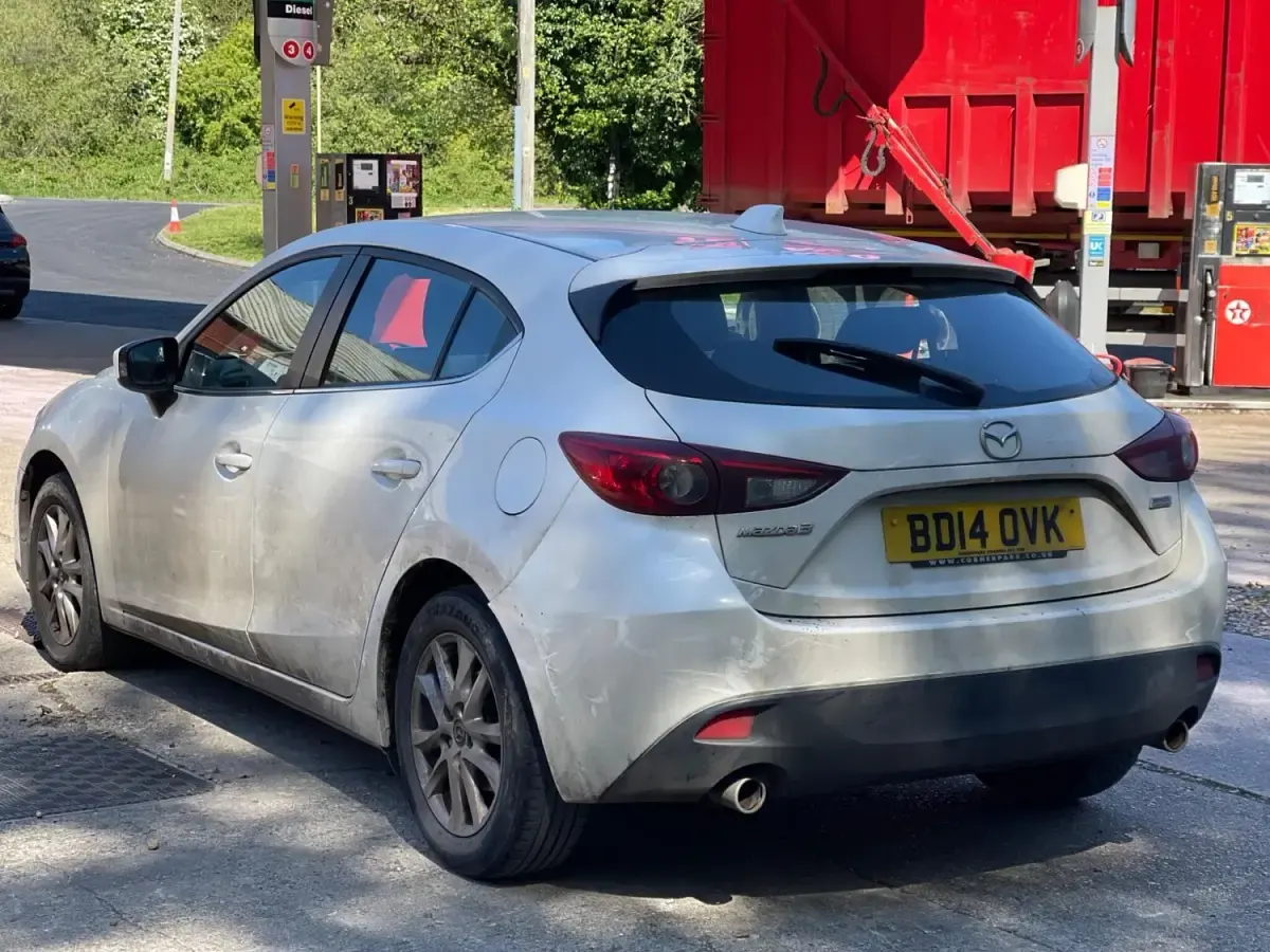 Usado Mazda 3 150 HP (110 kW) 2014 Branco Citadino