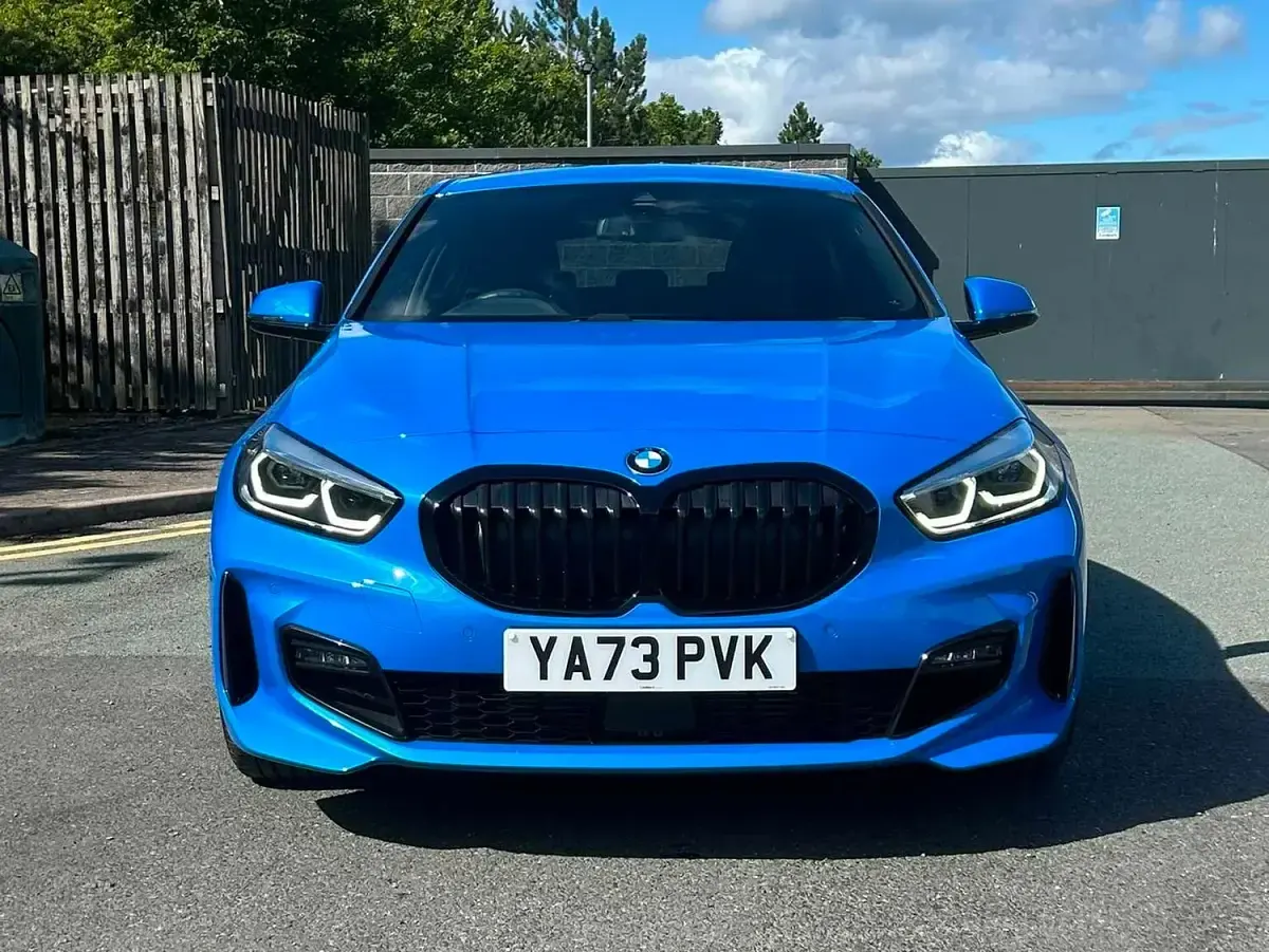 Used BMW 118 M Sport 134 HP (98 kW) 2023 Blue Hatchback