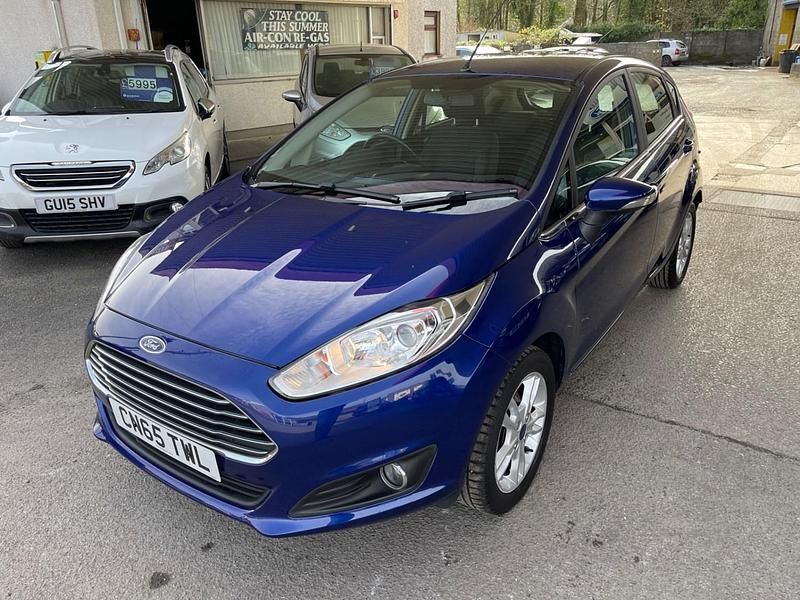Used Ford Fiesta Zetec 2015 Blue Hatchback