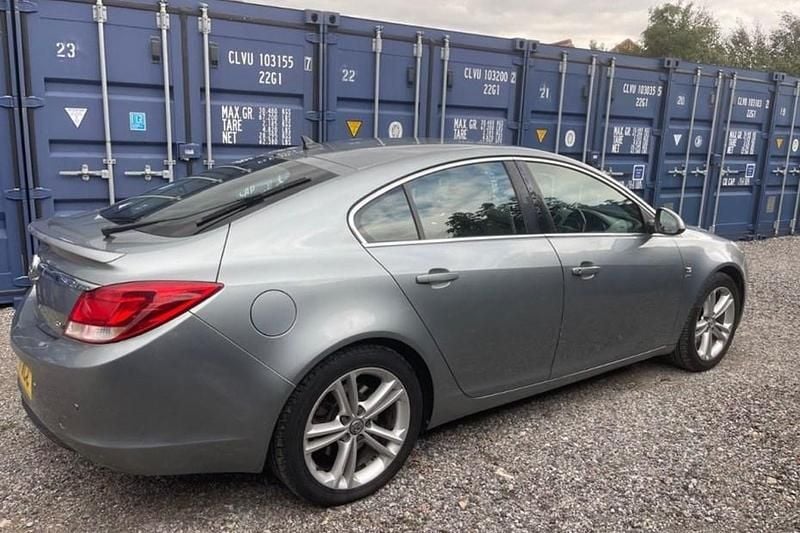 Silver Used 2011 Vauxhall Insignia SRi Hatchback | £2,995 (Super price) - Image 1/1
