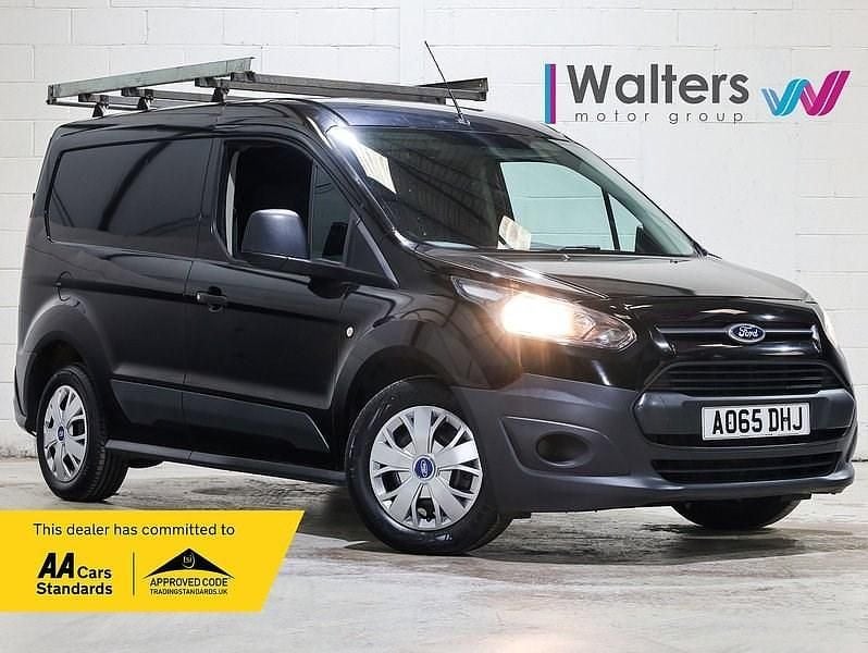 Red Used 2015 Ford Transit | £5,400 (Good price) - Image 1/4