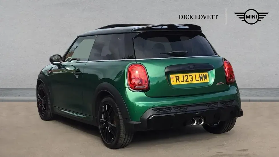 Used Mini John Cooper Works Hatch 228 HP (167 kW) 2023 Green Hatchback