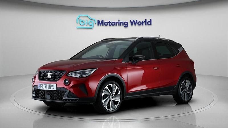 Used Seat Arona FR Sport 110 HP (80 kW) 2022 Red SUV