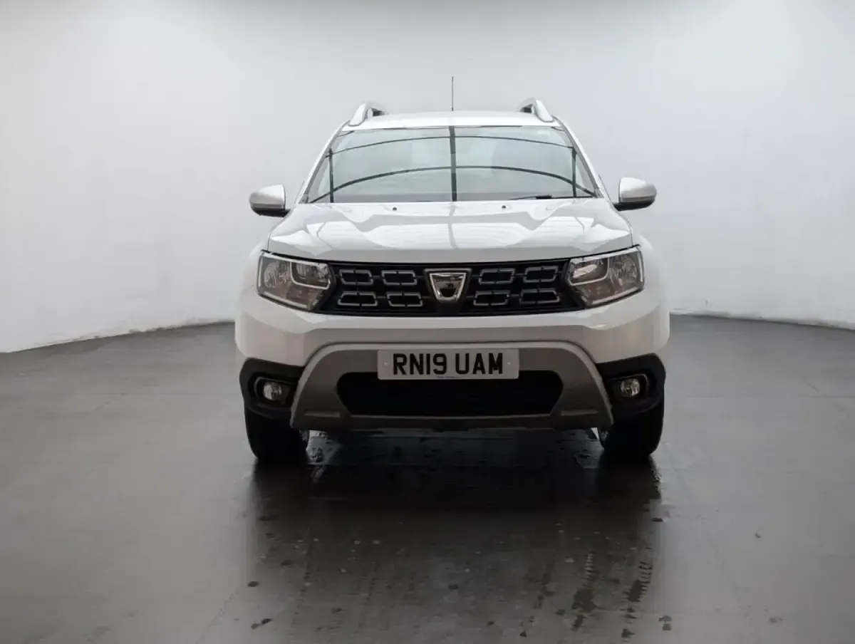 Begagnad Dacia Duster Comfort 130 HK (95 kW) 2019 Vit SUV