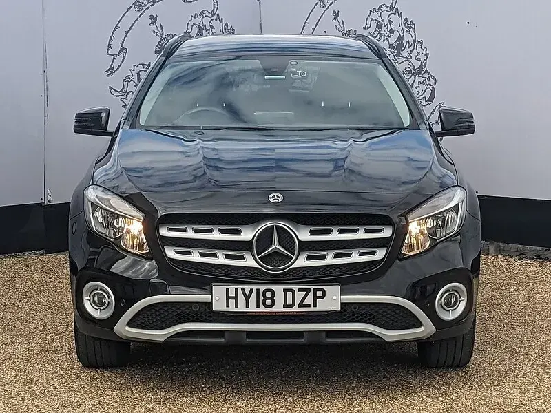 Usado Mercedes GLA200 Executive 156 HP (114 kW) 2018 Preto SUV