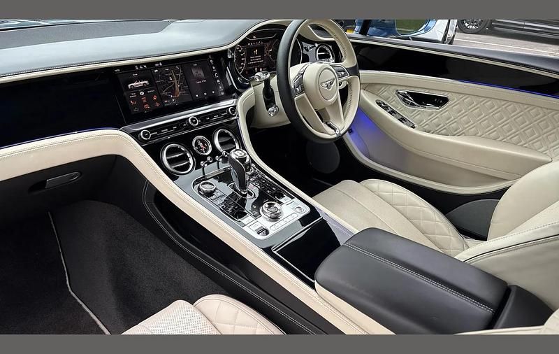 Used Bentley Continental GT Convertible 542 HP (398 kW) 2020 Blue Cabriolet