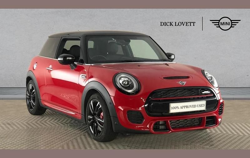Used Mini John Cooper Works Hatch 228 HP (167 kW) 2021 Red Hatchback