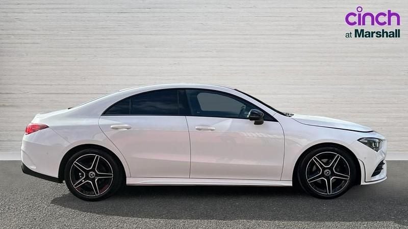 Used Mercedes CLA180 Executive 136 HP (100 kW) 2023 White Sedan