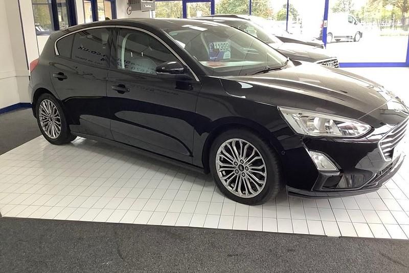 Used Ford Focus Titanium X 120 HP (88 kW) 2018 Black Hatchback