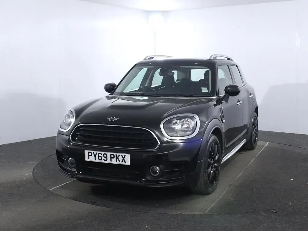 Used Mini Cooper Classic 136 HP (100 kW) 2019 Black Hatchback