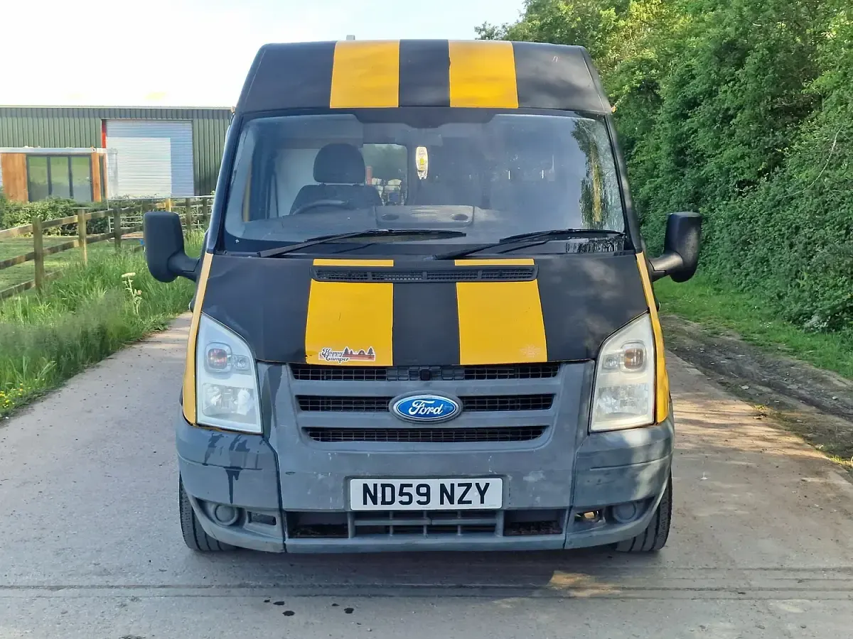 Used Ford Transit 115 HP (84 kW) 2009 Yellow Van