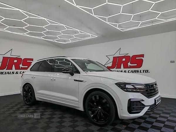 White Used 2023 VW Touareg Black Edition SUV | £43,950 (Fair price) - Image 1/4