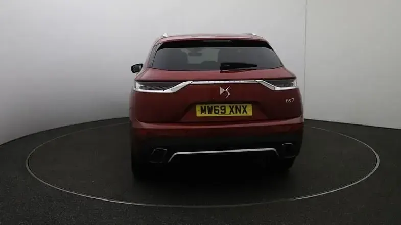 Used DS Automobiles DS7 Crossback Prestige 225 HP (165 kW) 2019 Red SUV