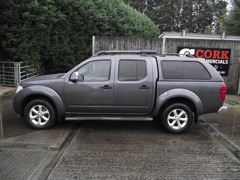 Used Nissan Navara Tekna 2012 Grey Pickup