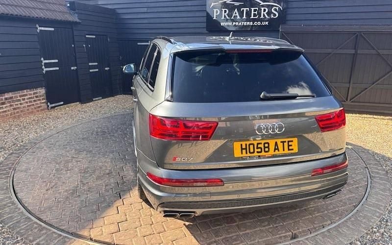 Used Audi SQ7 Design 435 HP (319 kW) 2017 Grey SUV