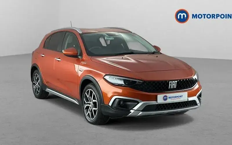Used Fiat Tipo Cross 131 HP (96 kW) 2022 Hatchback