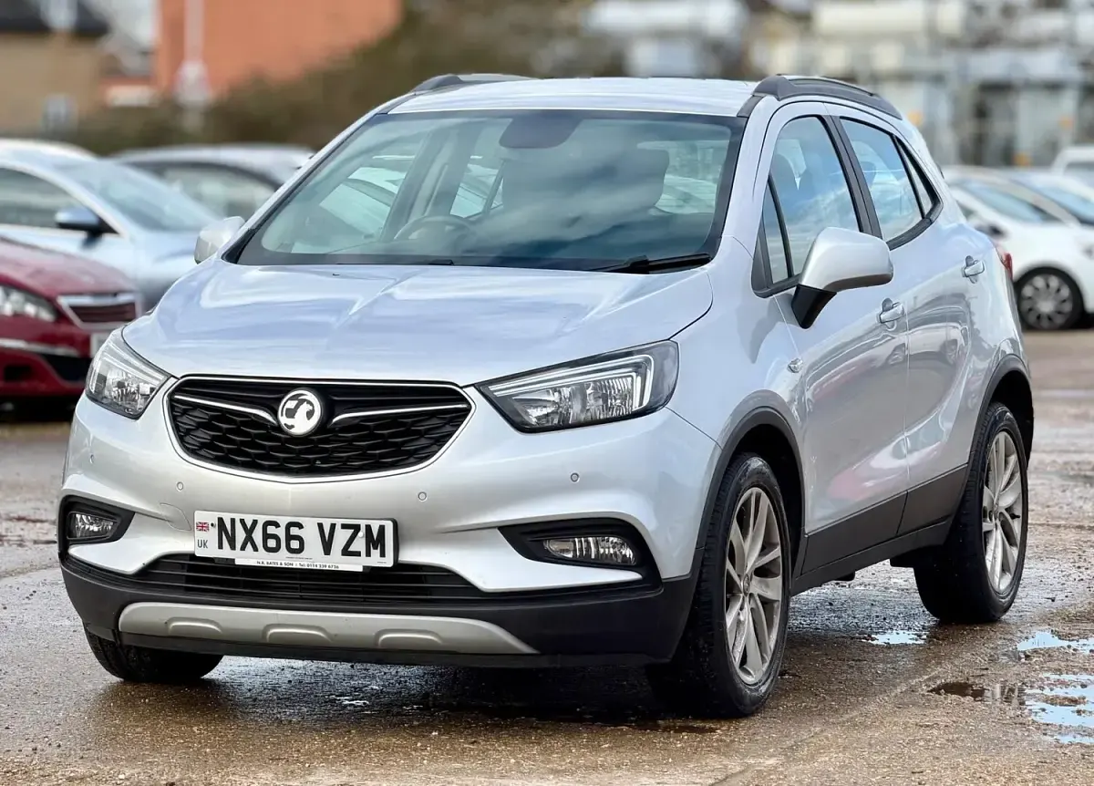 Used Vauxhall Mokka X Active 140 HP (102 kW) 2016 Silver SUV