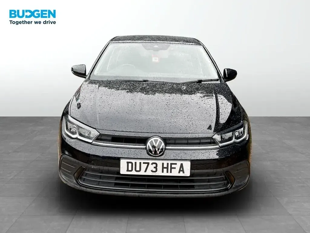 Used VW Polo Life 95 HP (69 kW) 2023 Black Hatchback