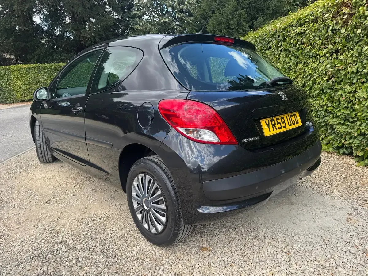 Used Peugeot 207 S 2009 Black Hatchback