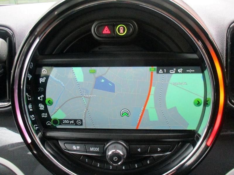 Begagnad Mini Cooper S 2017 Grön Halvkombi