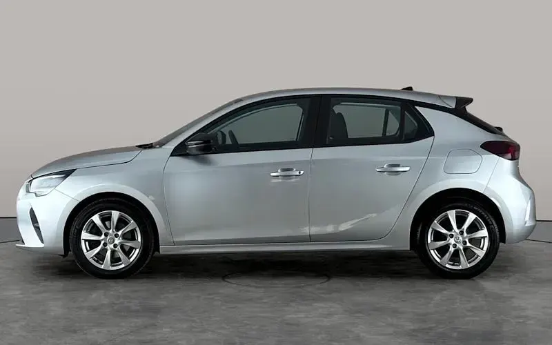 Used Vauxhall Corsa Design Edition 101 HP (74 kW) 2023 Silver Hatchback