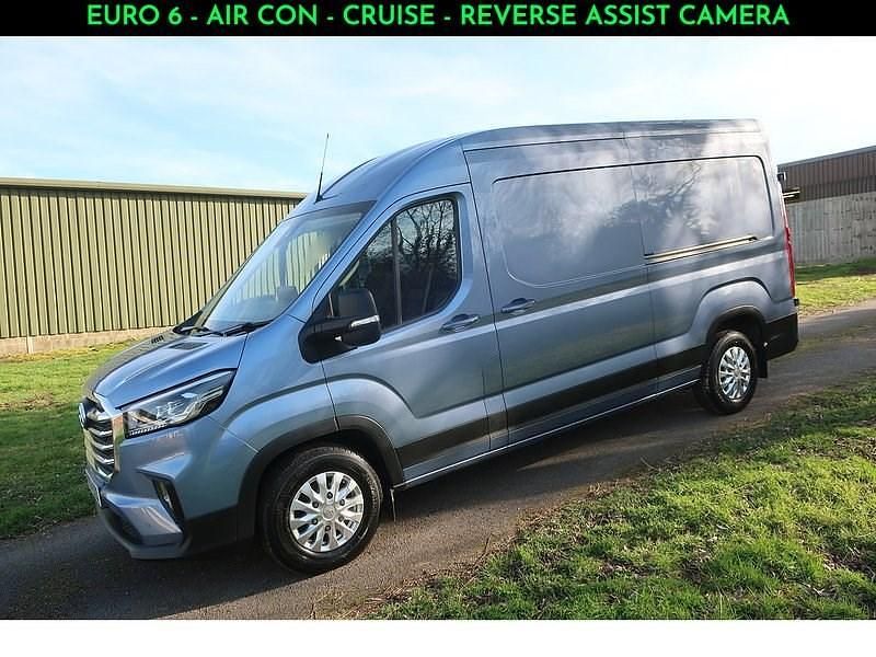 Used Maxus V90 163 HP (119 kW) 2024 Blue Van