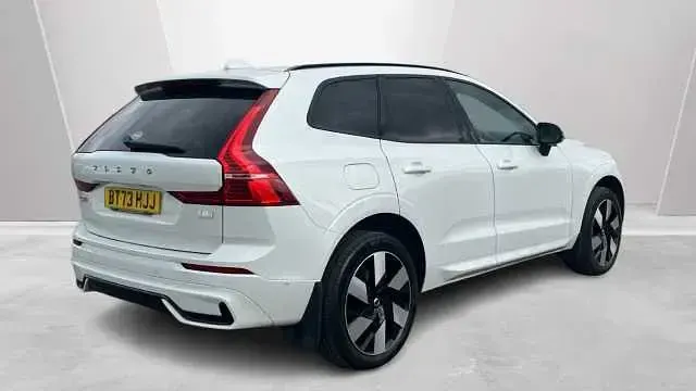 Second-hand Volvo XC60 Ultimate 455 CP (334 kW) 2023 Alb SUV